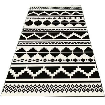 Cina Washable Custom 3d Printed Centercarpets Floor Hallway Blanket Luxury Black And White Area Rug And Rugs in vendita