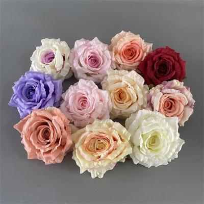 China L-123 Wholesale Bulk Artificial White Silk Fake Flowers 14cm Tall Rose Flower Head For Wedding Decoration for sale