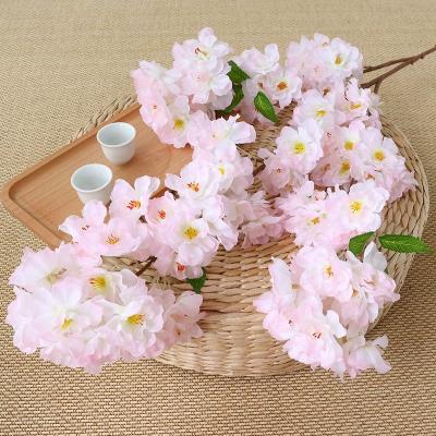 China L-105 Wedding Silk Cherry Blossom Tree Table Full Decoration Flowers Artificial Cherry Blossom With Green Leaf for sale