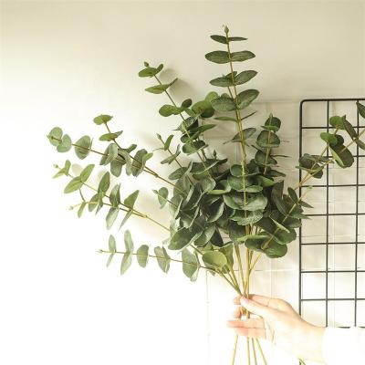 China 3Heads Plant Silk Artificial Silk Leaves Home Decoration Eucalyptus L-014 Leaves Eucalyptus Branch Artificial for sale