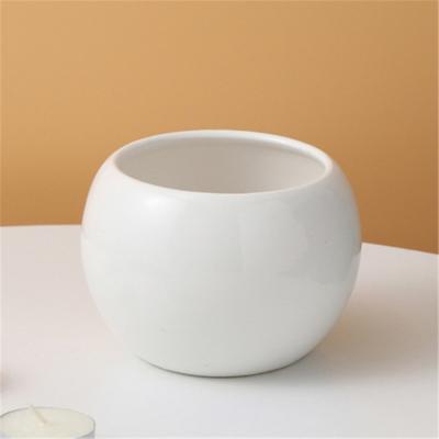 China Modern Nordic Modern Home Decoration Piece Candle Jar Candle Wedding Decor White Round Candle Ceramic Jars for sale