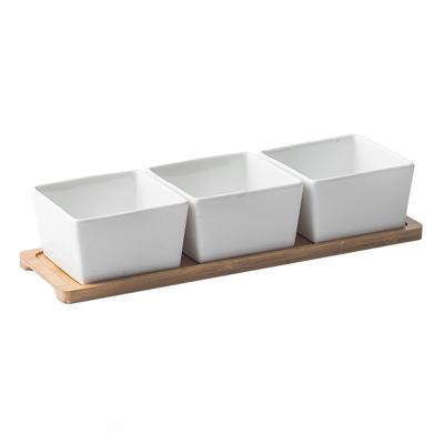 China Custom Logo Disposable White Home Kitchenware Snack Plate Disposable Bowl Set With Wood Tray for sale