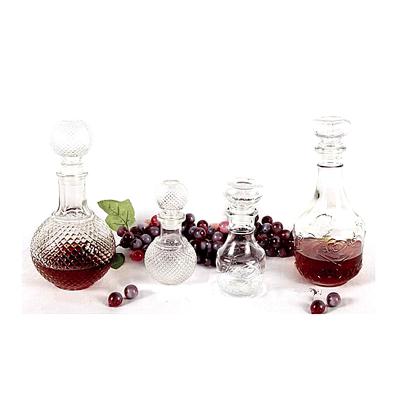 China Viable 250ml/500ml/750ml Glass Whiskey Bottles With Airtight Lids 75cl Glass Wine Bottle for sale