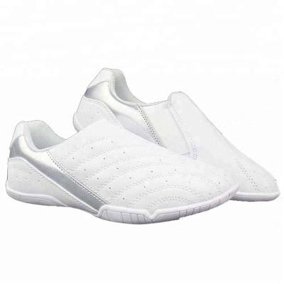 China Breathable Upper Karate Korea Martial Arts Taekwondo Non-slip Shoes for sale