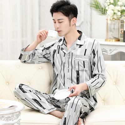 China Wholesale QUICK DRY Stylish Comfortable S Men Shorts Sleeve Pajamas Set Gray Straight Men&'s Shorts Pajamas for sale