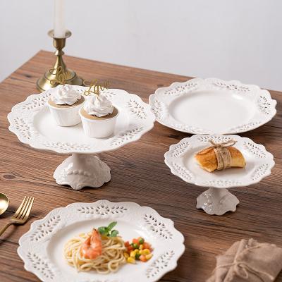 China Sustainable European Western Style Tray Ceramic Home Cake Plate Tableware Dessert Food Embossed Porcelain Dish for sale