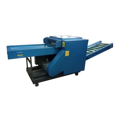 China Two Conveyors Powerful Sample Textile Fabric Cutting Machine Textile Cloth Cutter And Waste Textile Cutting Recycling Machine for sale