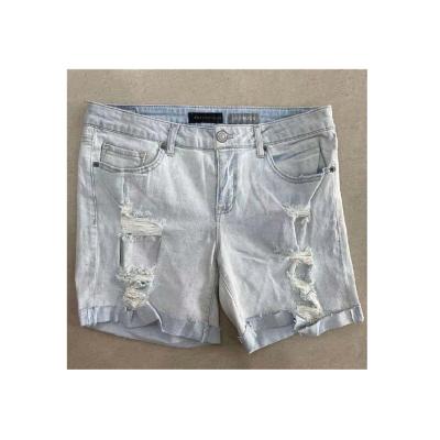 China Anti-Wrinkle Cotton And Spandex Denim Shorts Ladies Blue Classic Denim Shorts Blue Vintage Ripped Hole Denim Shorts for sale