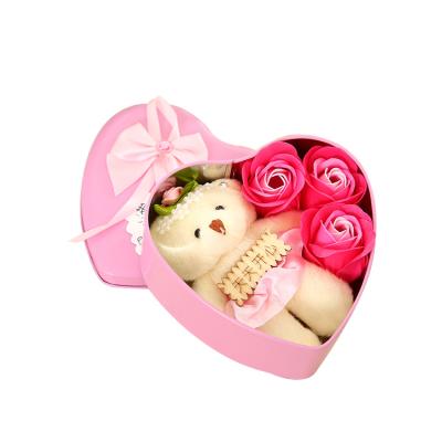 China Recyclable Heart Shaped Preserved Roses Flower Box Creative Valentine's Day Box for sale