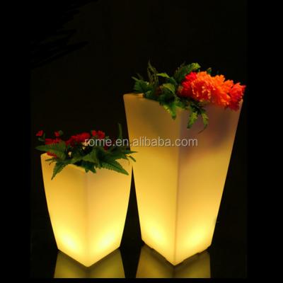 China Plastic Manufacturers Selling Pot Plastic PE Flower LED Food Grade Ice Bucket Contracted Type Lawn Lamp Champagne Bucket for sale