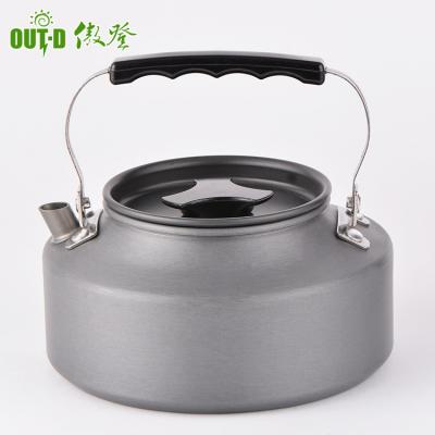 China Sustainable Wholesale Portable Aluminum Picnic Water Coffee Teapot Outdoor Camping Kettle 1.1L for sale