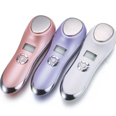 China máquina facial de la belleza de 10W PDT de la radiofrecuencia facial de los dispositivos 5v 0.5A en venta