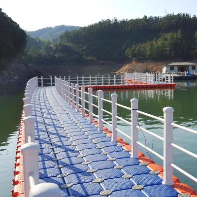 China Boat Pontoon Solid and Economical and Practical Flexible Inflatable Dock Floating Dock Assembly Reliable Inflatable Platform for sale