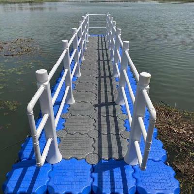 China Boat Pontoon Outdoor Water Sports Economical Practical Color Can Be Custom Assembled Flexible Floating Floating Deck Dock for sale