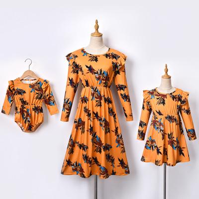 China Women's short-sleeved printed dress skirt mother 2021dresses new parent-child anti-shrink dress long and women's dress for sale