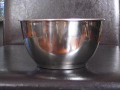 China STAINLESS STEEL FOOTED BOWL for sale