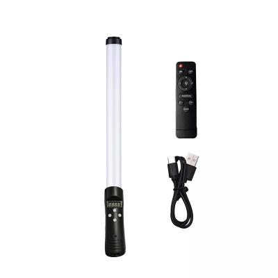 China PORTABLE Switchable Colorful LED Stick Fill Light CCT Version RGB LED Instant Photographic Lighting for sale