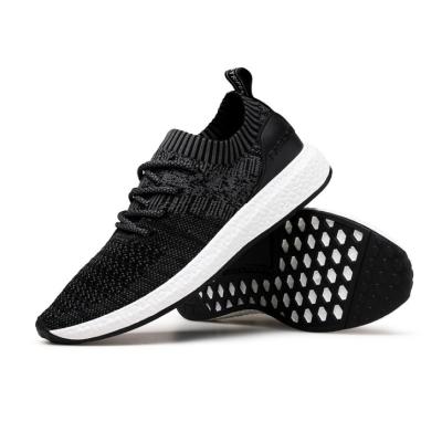 China Factory Wholesale Flat Sports Shoes Men Fly Woven Running Shoes Fashion Casual Sneakers for sale