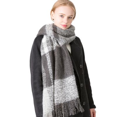 China Preservation of winter fashion ladies cashmere warm popular plaid scarf warm cashmere scarves shawl for sale