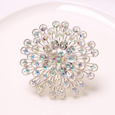 China New Viable Colorful Napkin Ring Diamond Napkin Ring Holder Peacock Napkin Button Flower for sale