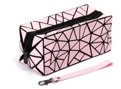 China Bolso plegable del artículo de tocador del maquillaje, bolso cosmético del viaje del PVC del modelo del diamante en venta