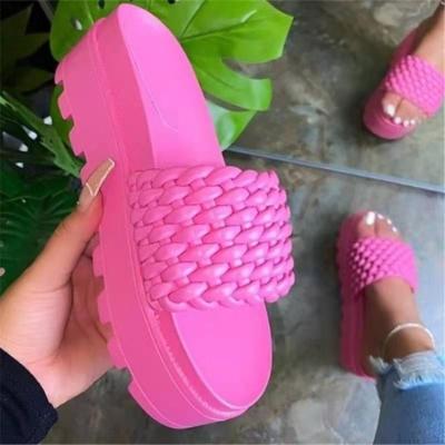 China Fashion trend one line thick bottom slippers 2022 new summer wear beach casual outer slippers fashion ladies sandals for sale