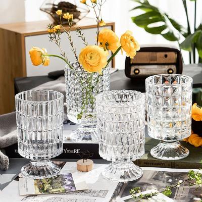 China Liuli Modern Glass Vase Modern Home Light New Fashion Glas Wedding Luxury Desktop Flower Vase Crystal Decoration for sale