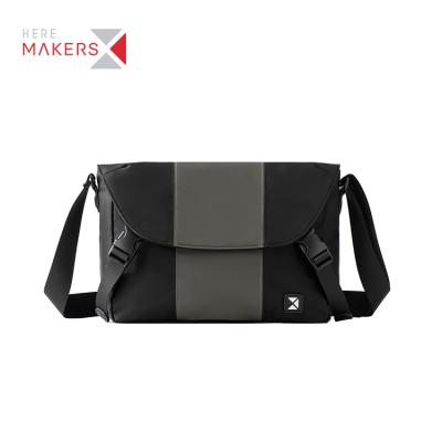 China Multi-Layer Fashion Adjustable Strap Unisex Shoulder Cross - Body Messenger Bag zu verkaufen