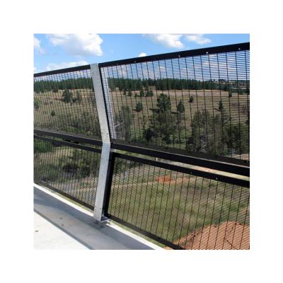 China Easily Assembled Professional Hot Dip Galvanized Wire Chain Link Mesh Fence Panel for sale