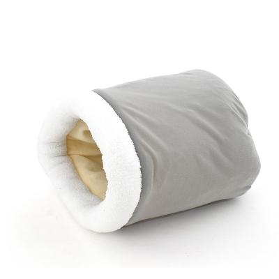 China Top Quality Viable Ultra-soft Fluffy Rattlepaper Large Cat Sleeping Bag, Removable Washable Warm Cat Nest for sale