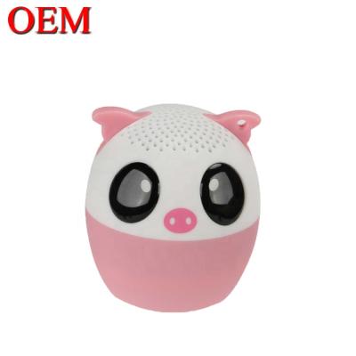 China Handsome Mini Speaker Made Ltd Portable Cartoon Cute Pig Small Light Outdoor Speaker OEM for sale