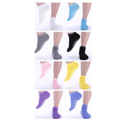 China QUICK DRY Women's Anti-Slip Socks Bonded Sports Boat Kicks Non-Slip Floor Socks In Morning Class for sale