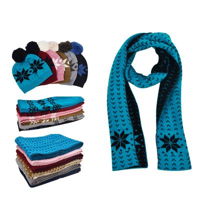 China Medium Winter Set 3 Pieces Of Christmas Thick Warm Beanie Scarf And Gloves Knitted Hat Women for sale