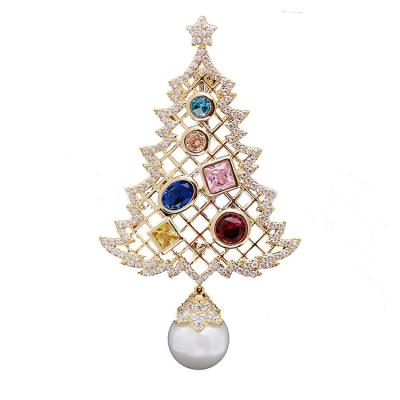 China Stainless steel Wholesale autumn and winter new pearl series stone Christmas tree accessories brooch diamond brooch for sale