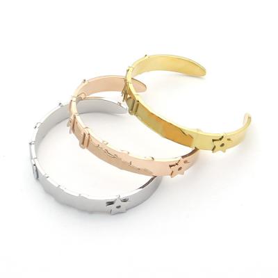 China Other Hot fashion stainless steel brand jewelry 18K gold plated letter D opening bracelet for sale