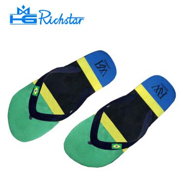 China Lightweight Wholesale Brazil Flip Flops Brazilian Flag On Strap Man Flip Flops for sale