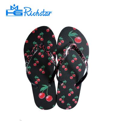 China Novelty Woman Printed Flip Flops With Flower Printing for sale