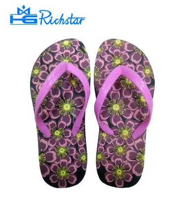 China Custom Strap PVC Sole Pe Slipper One Dollar Flip Flops Less One Dollar Flip Flops for sale