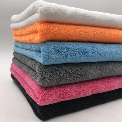 China Retailing 550gsm Edgeless Car Wash Towels Plush Microfiber Fleece Coral Towel Hot Selling Sustainable for sale