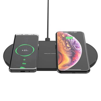 China High Speed ​​Portable 2 In 1 Type-C Micro Usb Left Wireless Fast Charger For Iphone Samsung for sale