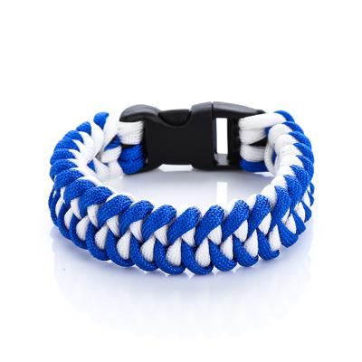 China Good Quality Outdoor Sport Lace Sport Blue And White Outdoor Survival Emergency Wristband For Hiking for sale