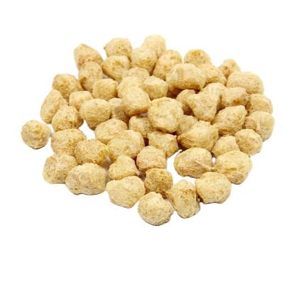 China Snack OEM Certificate Low Price Halal Textured Soybean Protein TVP For Snack Chunk Shape Factory for sale