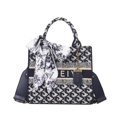 China 2023 new fashion jacquard knitted embroidered hand-held tote bag retro handbags in Europe and America tote for women for sale