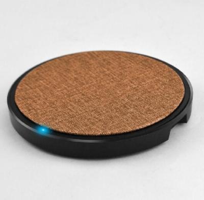 China PU Fabric Texture 12V 2A Qi Wireless Charging Pad 15W Quick Charge for sale