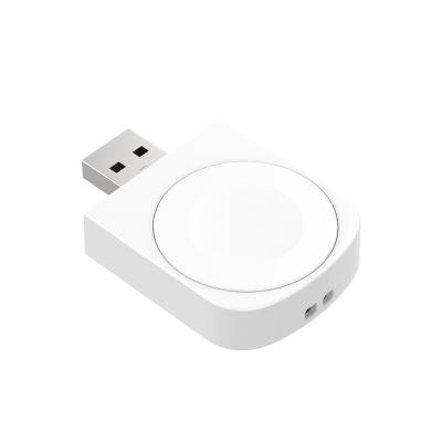 China 2.5W MFi Licensed Accessories Wireless Iwatch Portable Magnetic Charger for sale