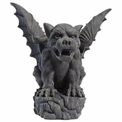 China Custom Resin Europe Home Decor Howl Guardian Figurine Gargoyle Statue for sale