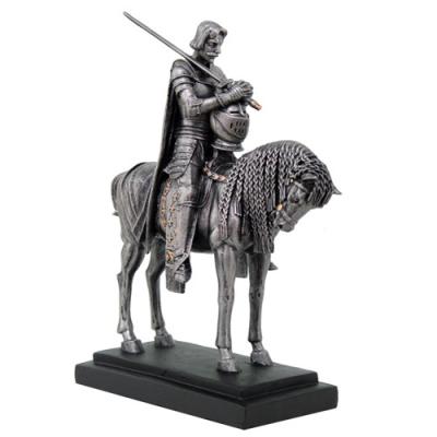 China Decorative Swordsman Good Art Resin Knight Figurine from Europe for sale