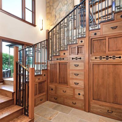 China Customized Design Designer Wooden Staircase Balusters for sale