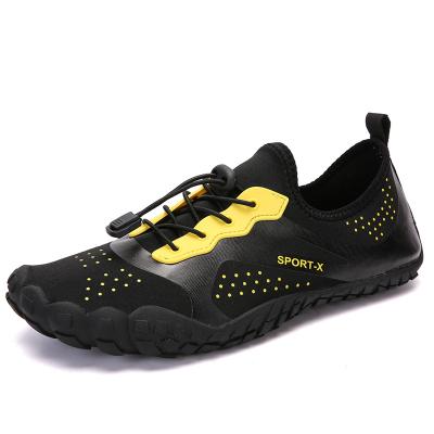 China Fashion \ Comfortable \ Durable Golden Tennis Shoes Badminton Shoes From Alibaba OEM/ODM Supplier Sports Shoes For Men for sale