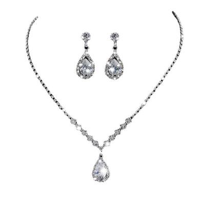 China FASHIONABLE Bridal Diamond Necklace For Women Water Drop Copper Jewelry Set Europe America for sale